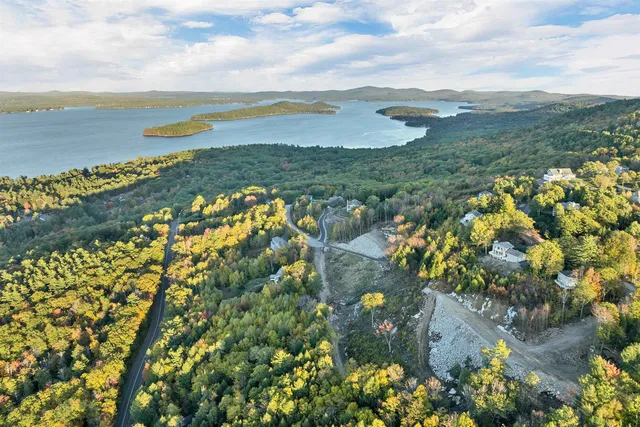 $750,000 | 90 Briarcliff Road, Gilford, NH 03249