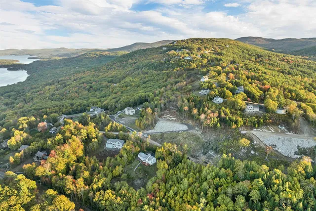 $750,000 | 90 Briarcliff Road, Gilford, NH 03249