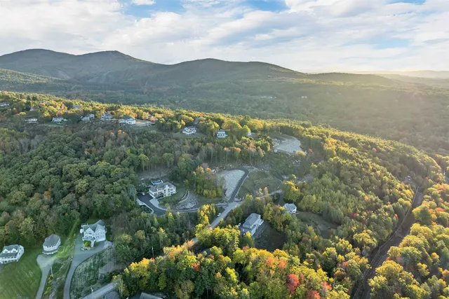 $750,000 | 90 Briarcliff Road, Gilford, NH 03249