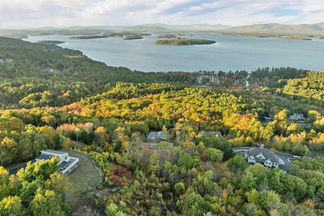 $750,000 | 90 Briarcliff Road, Gilford, NH 03249