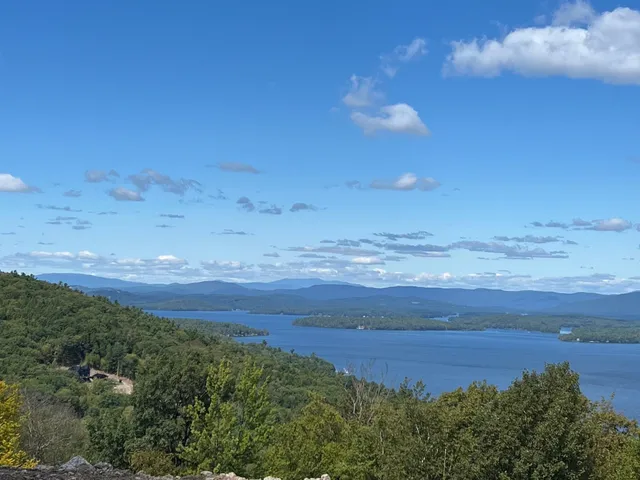 $750,000 | 90 Briarcliff Road, Gilford, NH 03249