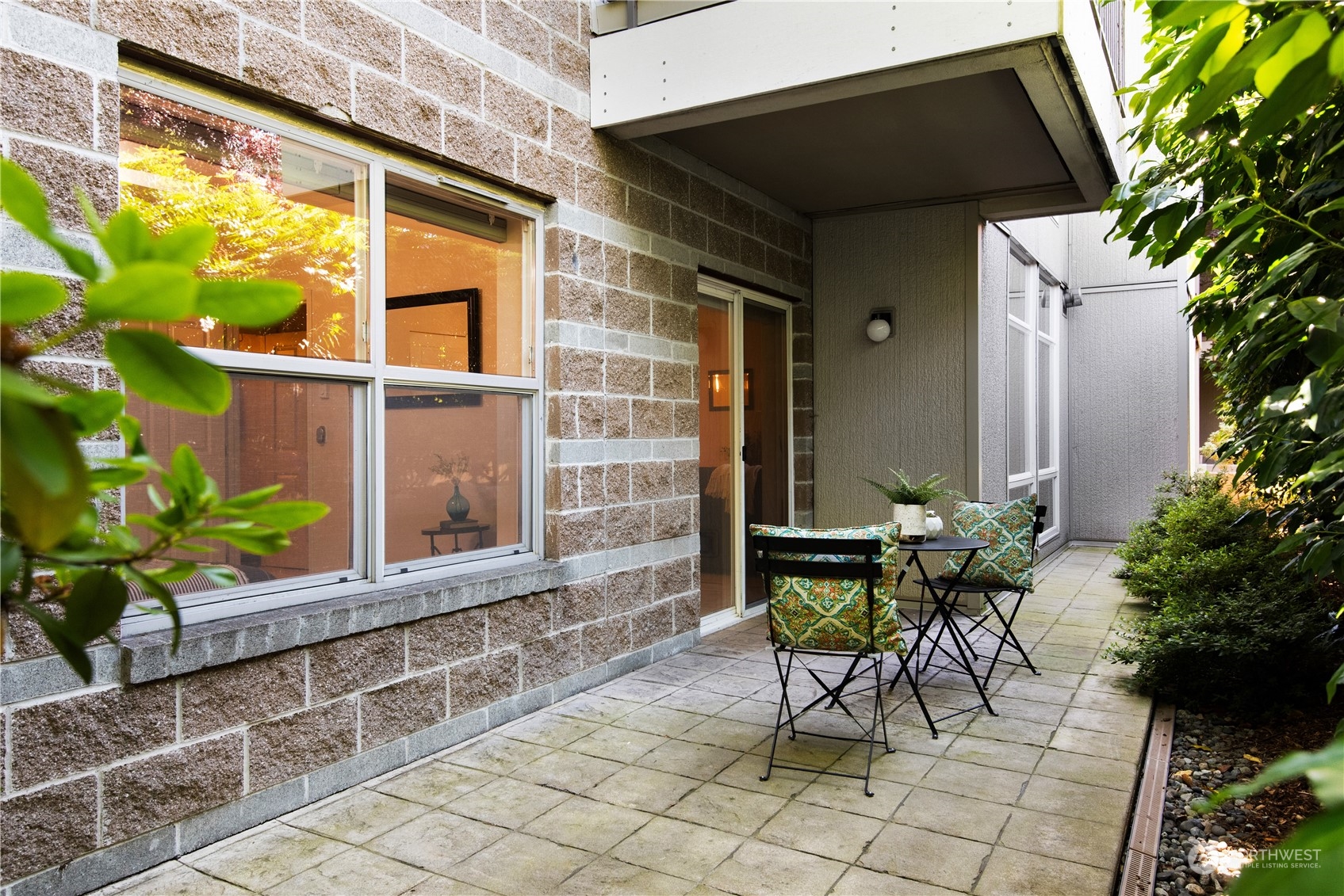 3221 Southwest Avalon Way, Unit 101 Seattle, WA 98126 - Photo 17 of 34 Gallery Image 17