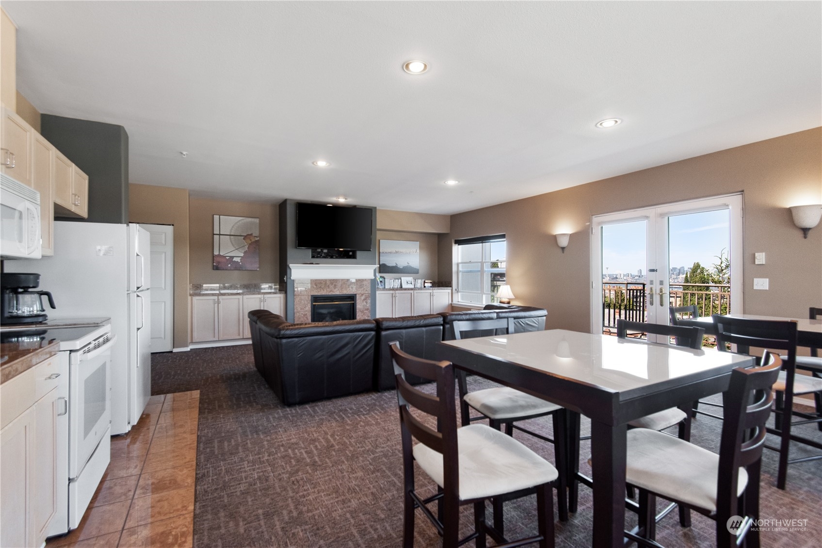 3221 Southwest Avalon Way, Unit 101 Seattle, WA 98126 - Photo 23 of 34 Gallery Image 23