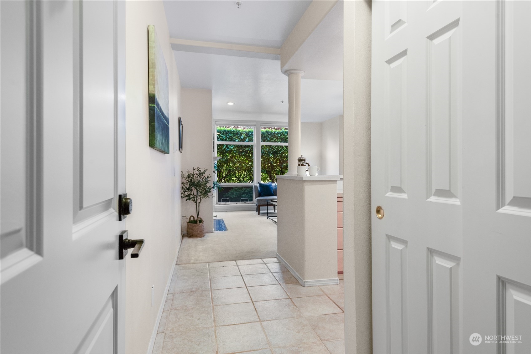 3221 Southwest Avalon Way, Unit 101 Seattle, WA 98126 - Photo 3 of 34 Gallery Image 3