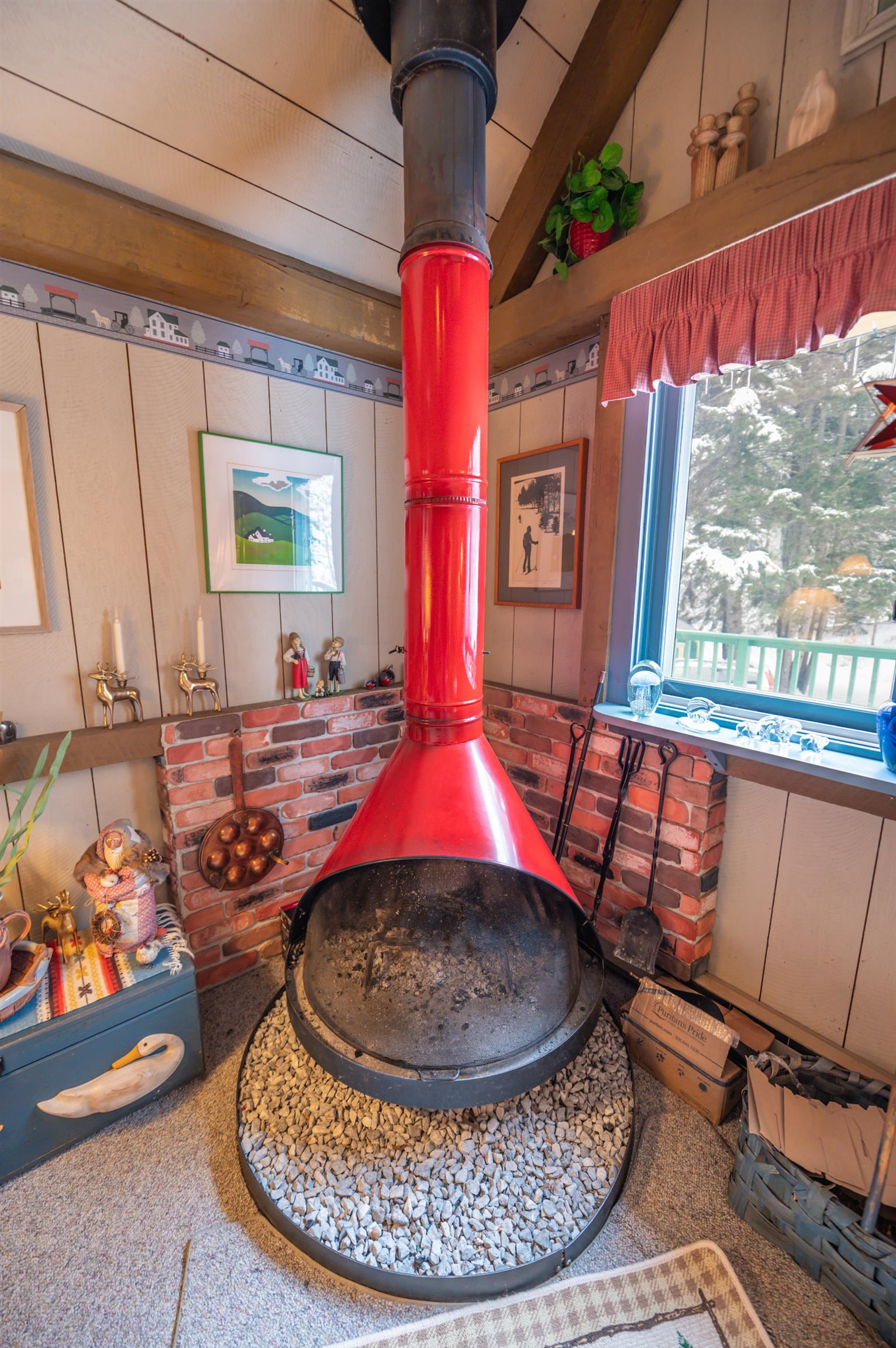 7 East Hill Road Wilmington, VT 05363 - Photo 13 of 30 Gallery Image 13
