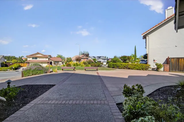 $3,488,788 | 1120 Valley Quail Circle, San Jose, CA 95120