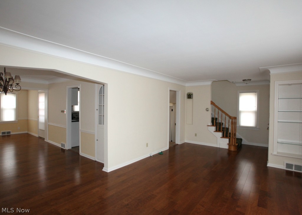 2384 Traymore Road Cleveland, OH 44118 - Photo 6 of 25