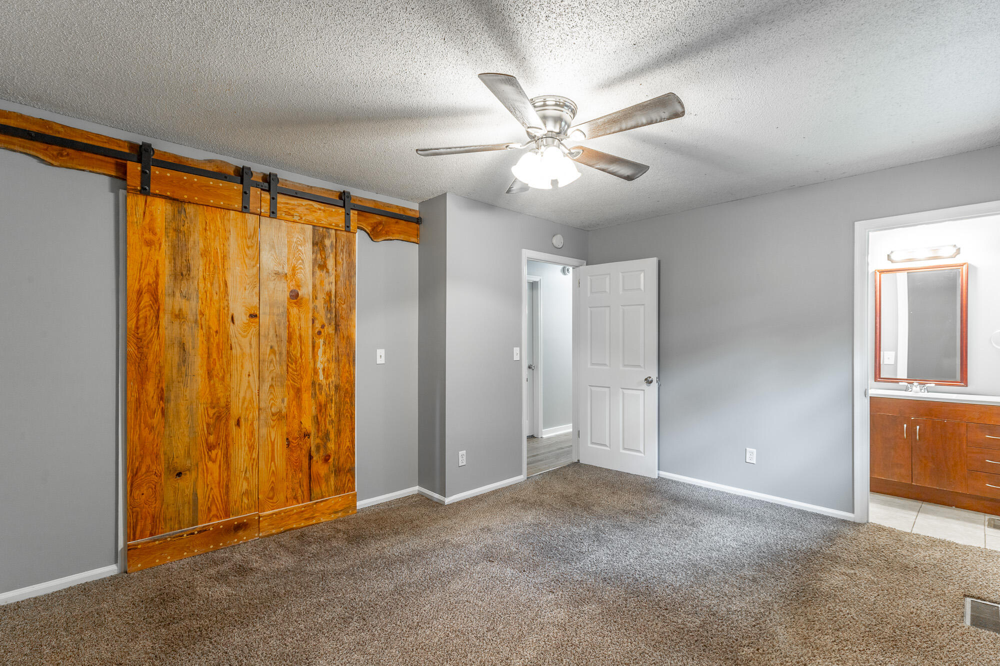 72 Gregory Lane LaFayette, GA 30728 - Photo 32 of 50 72 Gregory Lane HD-36