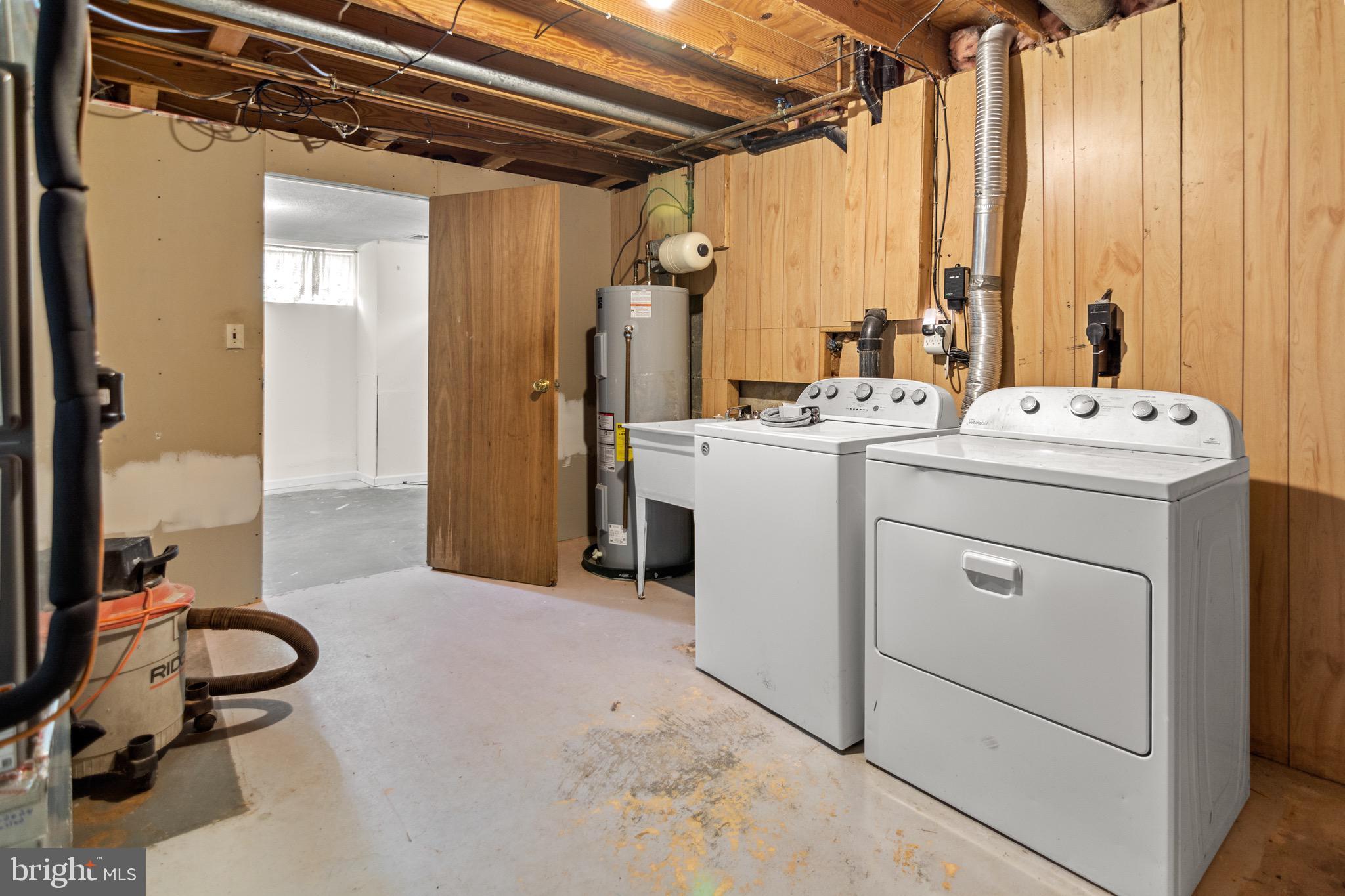 3520 Upton Road Baltimore, MD 21234 - Photo 31 of 39 a utility room with dryer and washer