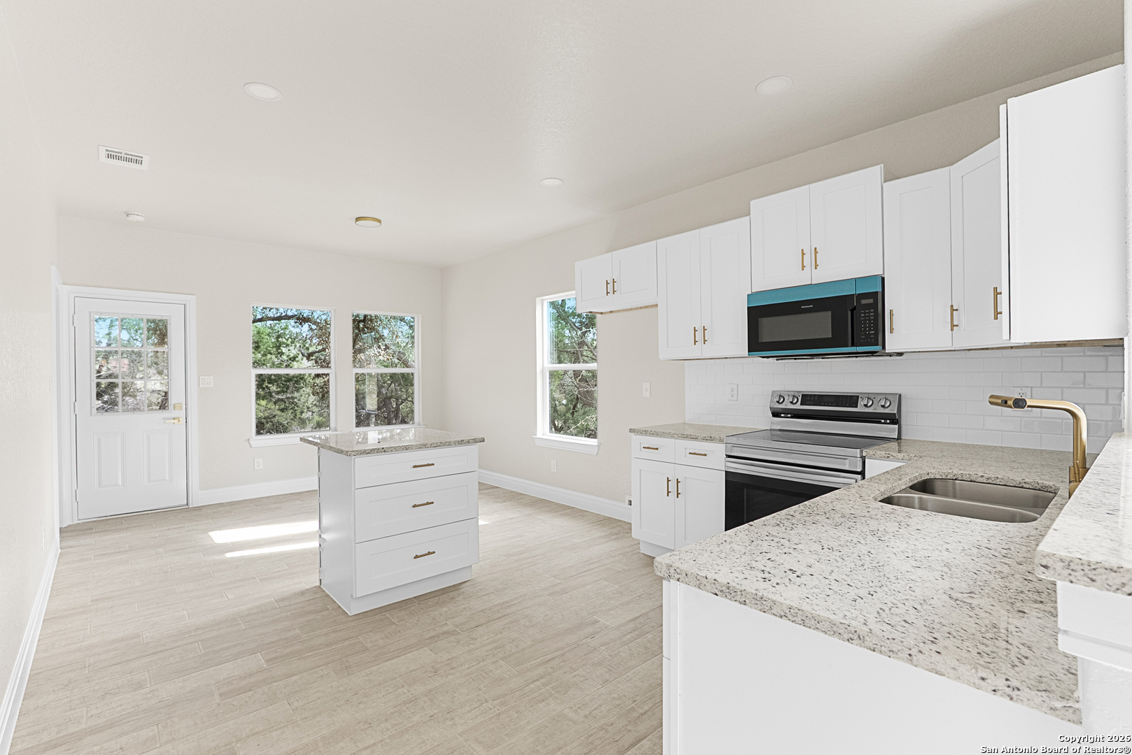 849 Tee Spring Branch, TX 78070 - Photo 20 of 28