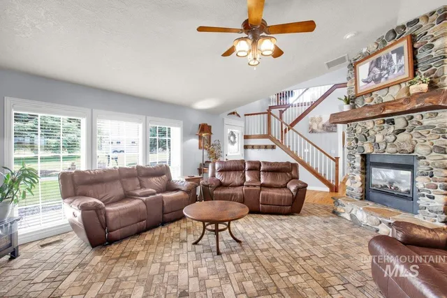 $1,250,000 | 12195 South Hawk Haven Avenue, Kuna, ID 83634