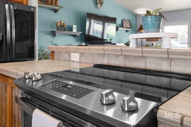 $1,250,000 | 12195 South Hawk Haven Avenue, Kuna, ID 83634