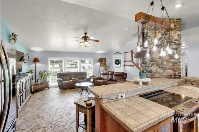 $1,250,000 | 12195 South Hawk Haven Avenue, Kuna, ID 83634