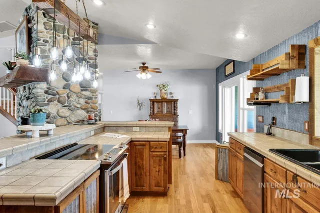 $1,250,000 | 12195 South Hawk Haven Avenue, Kuna, ID 83634