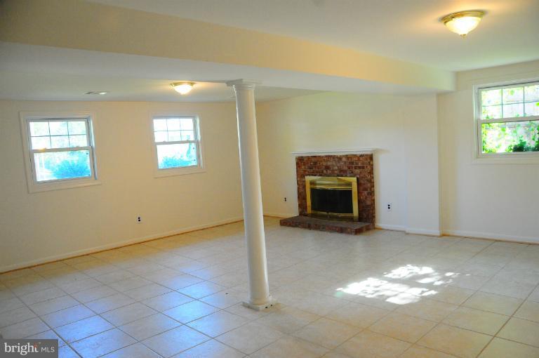 6401 Twin Court Springfield, VA 22150 - Photo 6 of 16 Basement