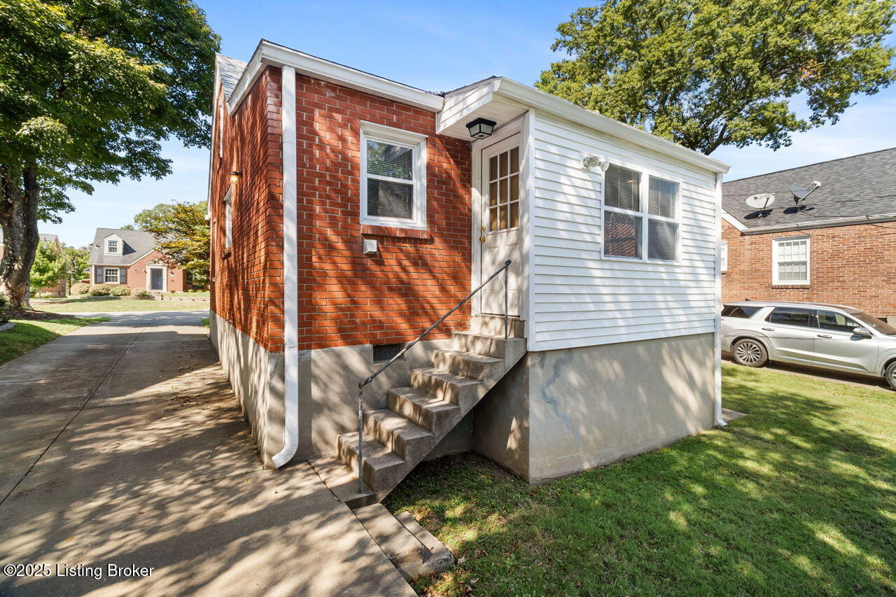 2302 Manchester Road Louisville, KY 40205 - Photo 40 of 41 2302 Manchester Rd - 40
