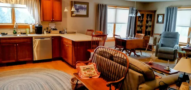 $750,000 | 127 Beacon Hill Road, Morristown, VT 05661