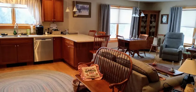 $750,000 | 127 Beacon Hill Road, Morristown, VT 05661