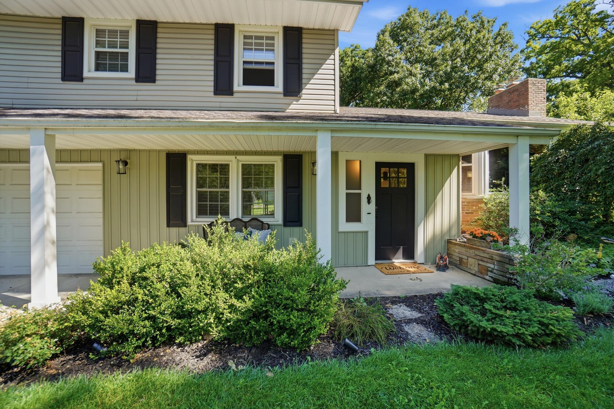 1918 Devon Drive Springfield, OH 45503 - Photo 4 of 55 006