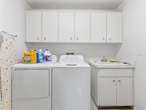 $309,000 | 1007 La Bamba Court, Spring Hill, FL 34608