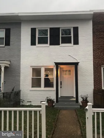 $2,850 | 3724 Edison Street, Alexandria, VA 22305