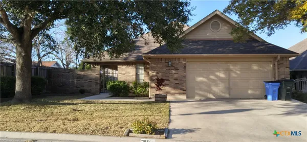 $1,595 | 702 Cedar Parkway, Seguin, TX 78155