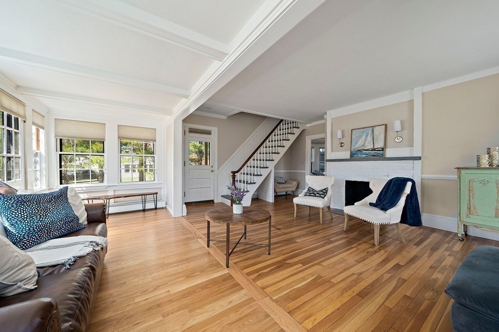 53 Frairy Street Medfield, MA 02052 - Photo 3 of 31