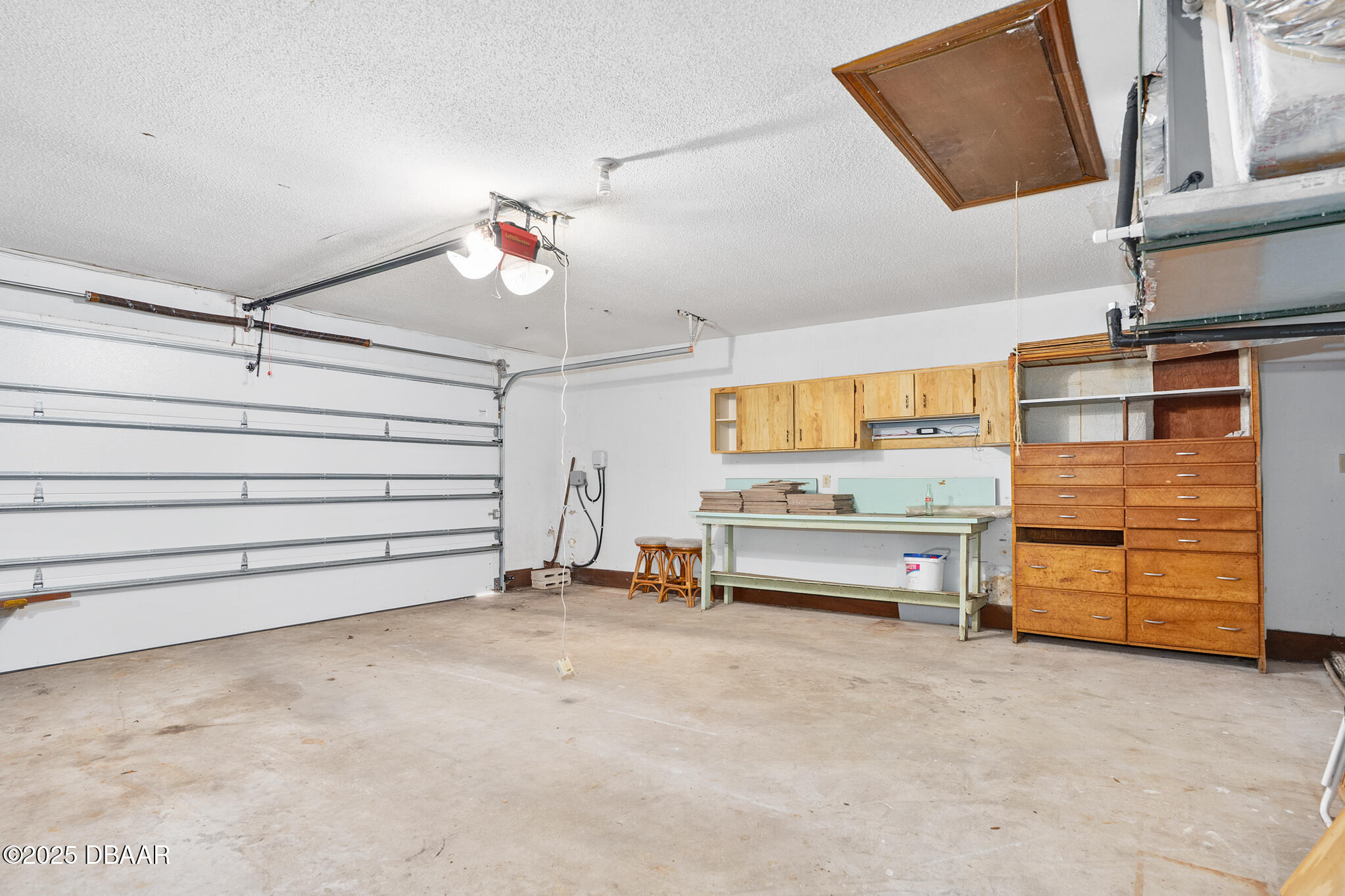 1 River Bluff Court Ormond Beach, FL 32174 - Photo 56 of 58 a view of room with furniture and a ceiling fan