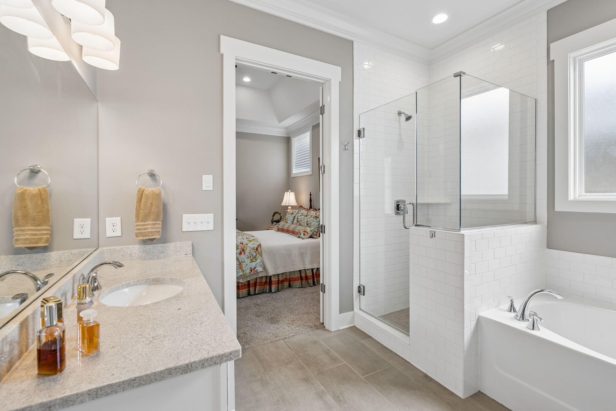 1085 Beckwith Street Franklin, TN 37064 - Photo 25 of 42 a en suite bathroom with a tub sink and mirror