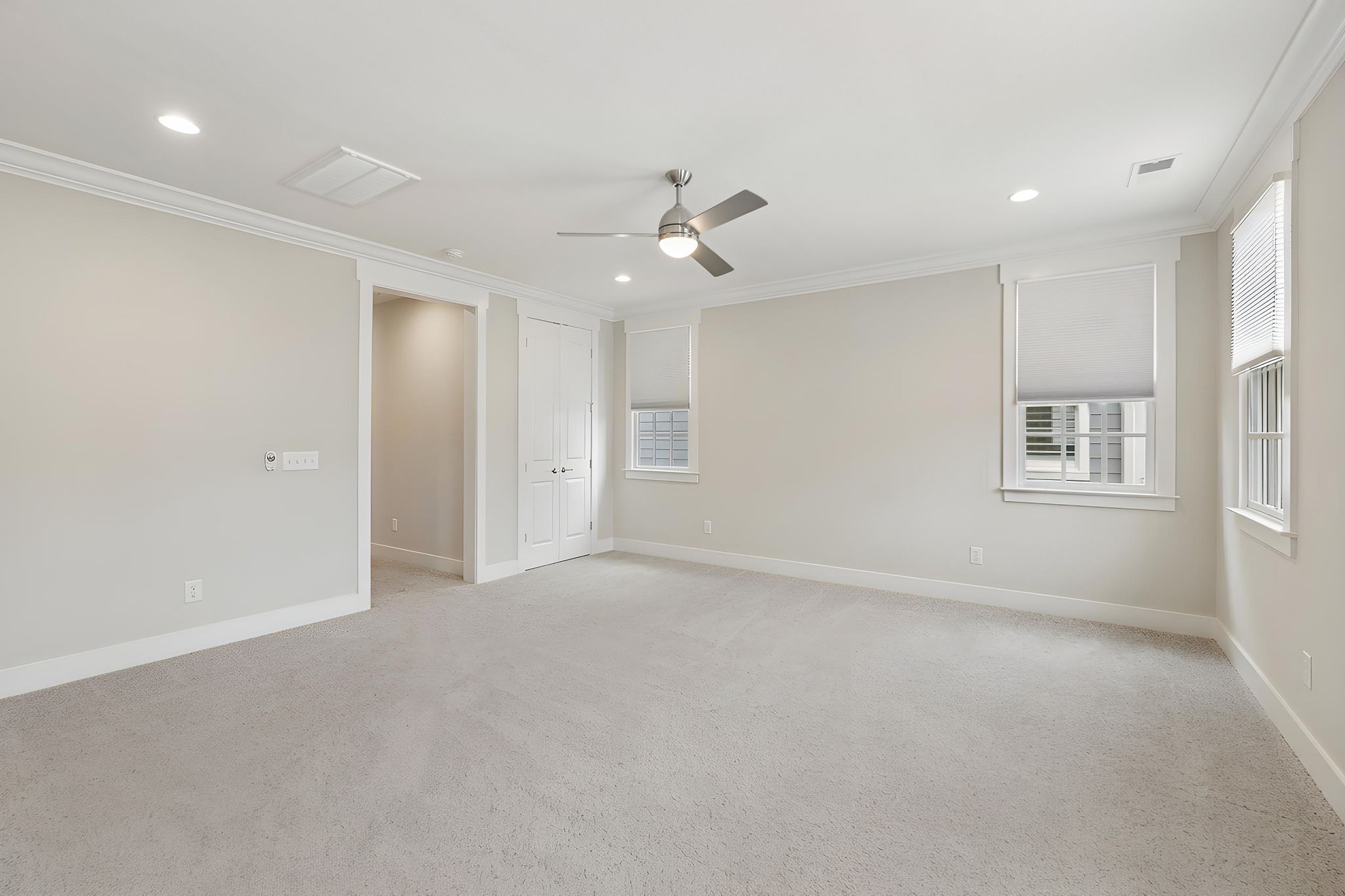 1085 Beckwith Street Franklin, TN 37064 - Photo 30 of 42 an empty room with windows and fan