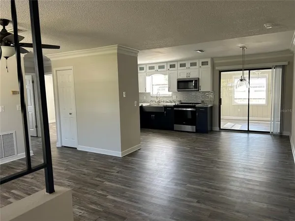 $235,000 | 24024 Deer Road, Astor, FL 32102