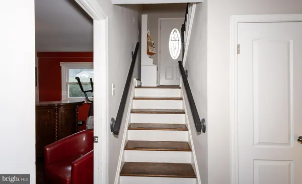 a view of entryway