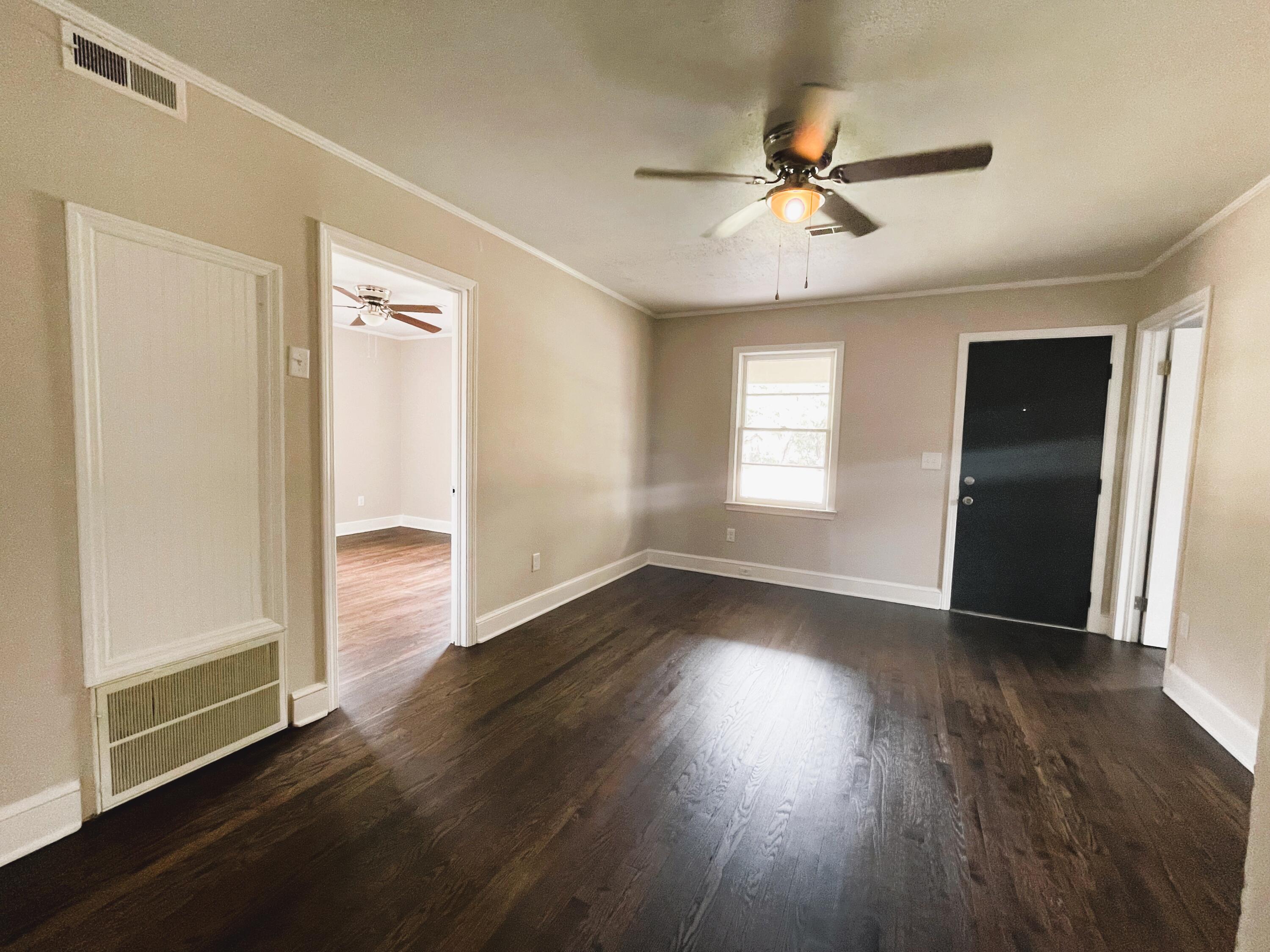 611 State Rd S-15-78 Walterboro, SC 29488 - Photo 6 of 30 611 Francis Street