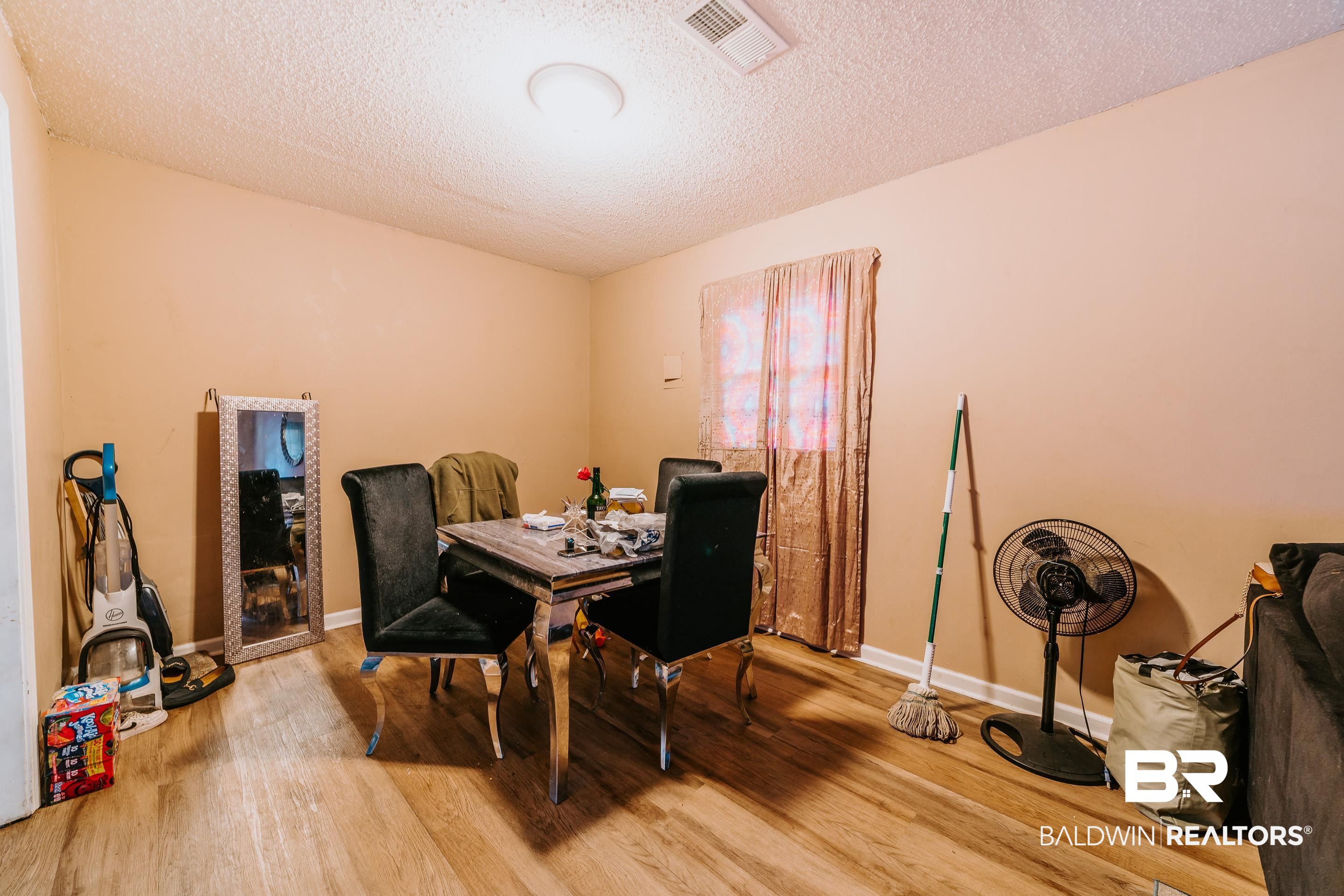 1257 Amelia Avenue Mobile, AL 36608 - Photo 3 of 13