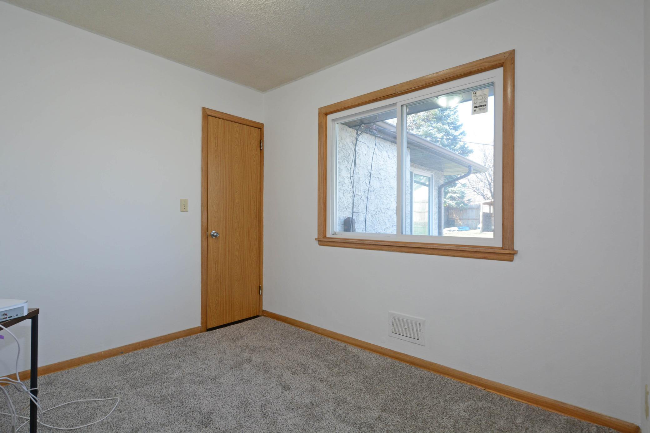 1483 3rd Street East St. Paul, MN 55106 - Photo 18 of 30