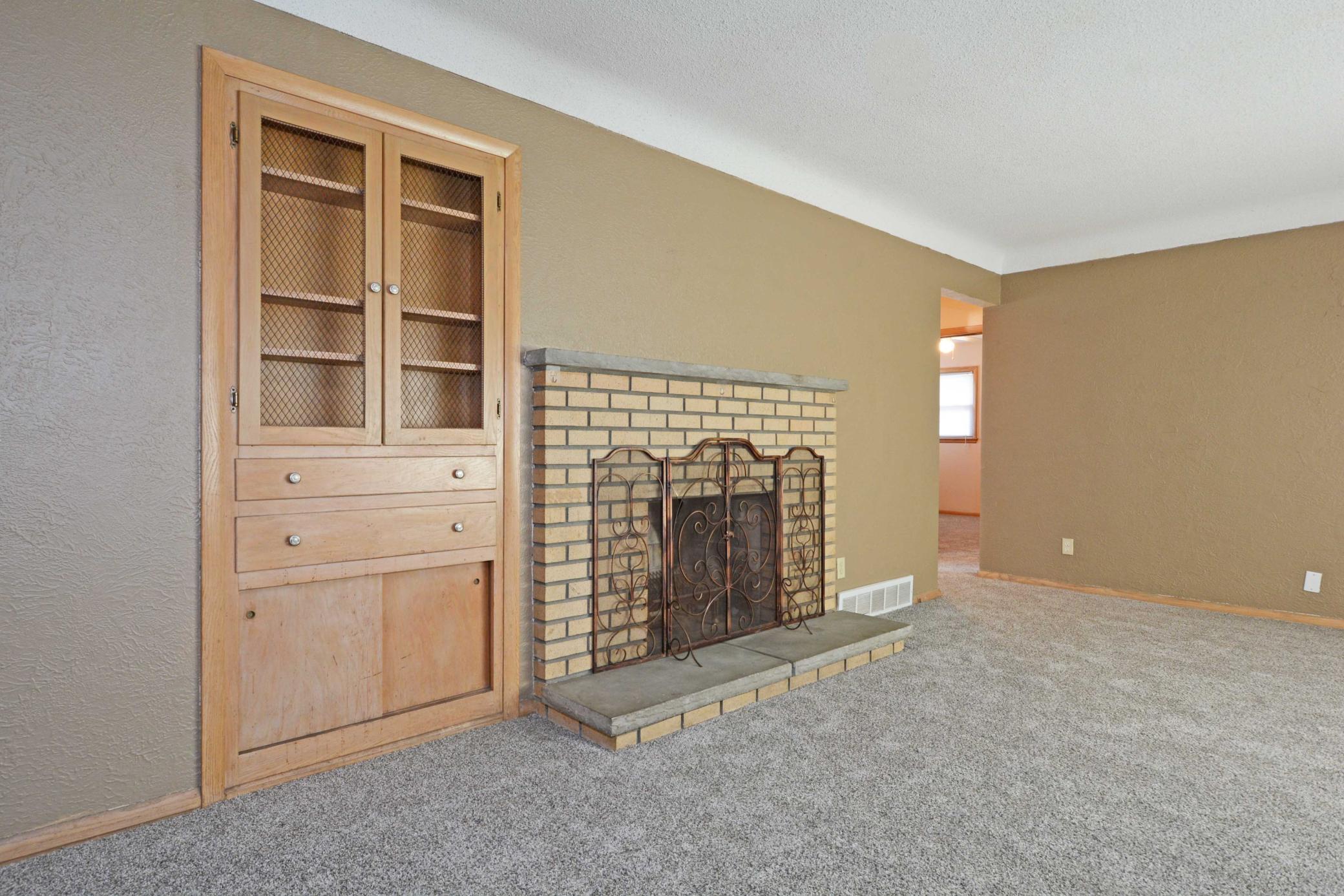 1483 3rd Street East St. Paul, MN 55106 - Photo 7 of 30