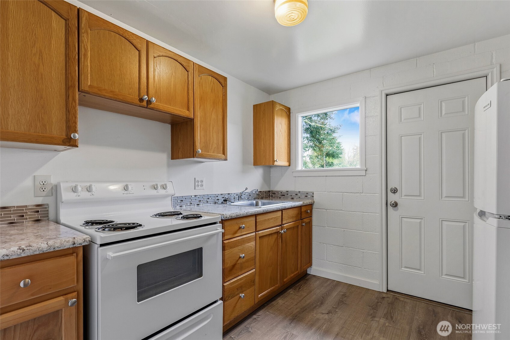 33020 State Rte 20, Unit 114 Oak Harbor, WA 98277 - Photo 8 of 31