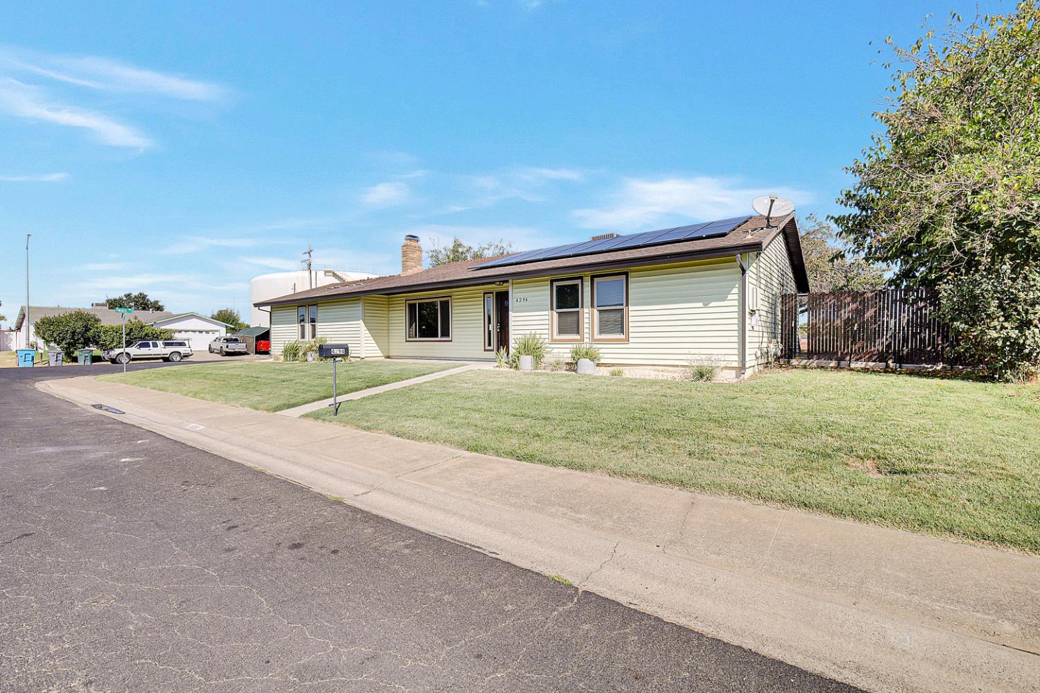 4294 Lever Avenue Olivehurst, CA 95961 - Photo 2 of 32 a front view of house with yard and green space