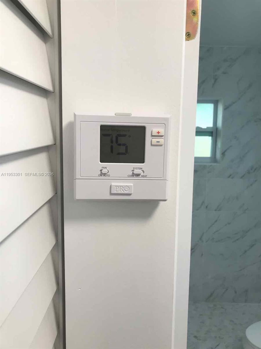 1920 Rutland Street Opa-Locka, FL 33054 - Photo 20 of 33 a picture of microwave