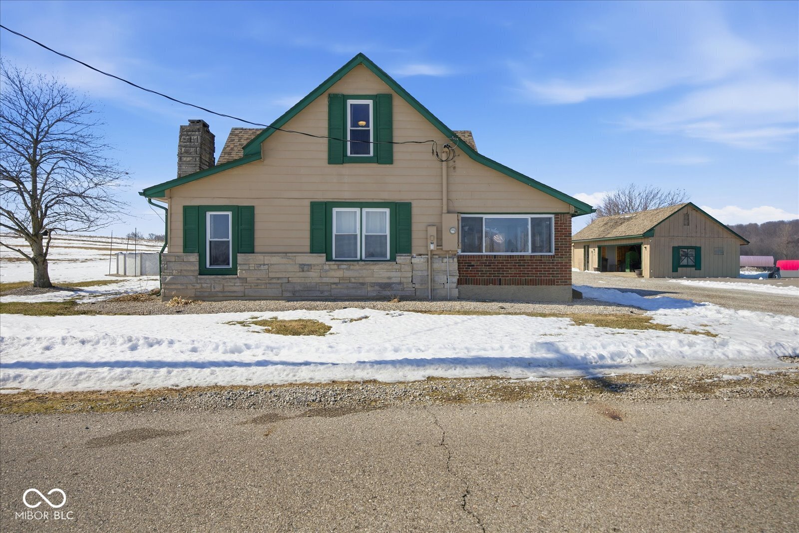 8527 South 500 West Edinburgh, IN 46124 - Photo 2 of 52