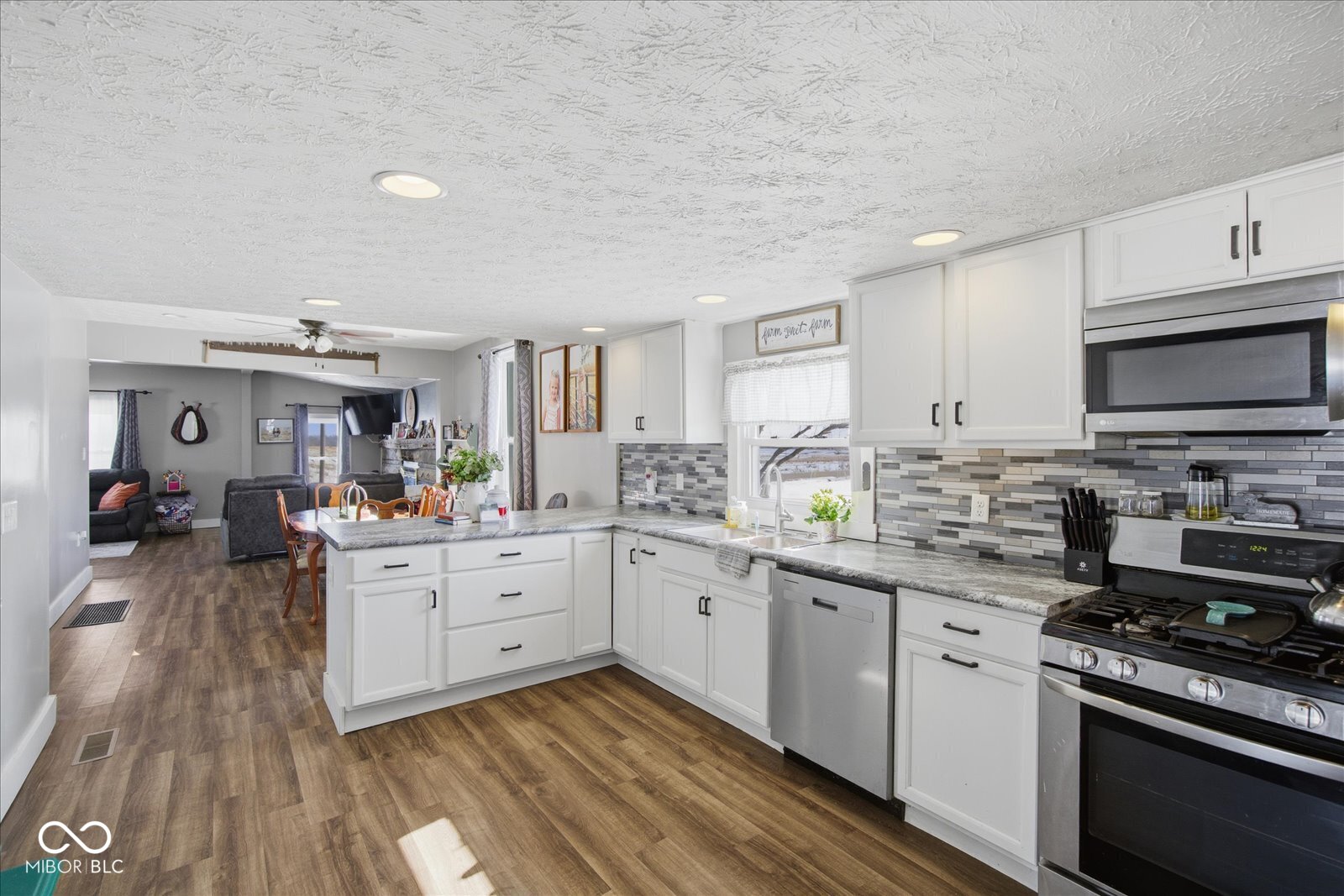 8527 South 500 West Edinburgh, IN 46124 - Photo 8 of 52