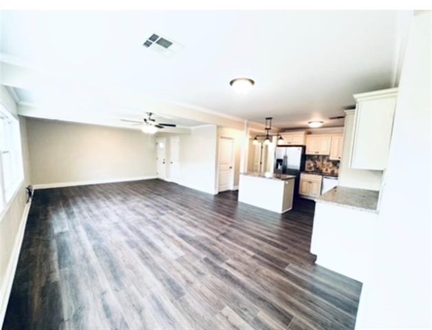 205 Douglas Drive River Ridge, LA 70123 - Photo 2 of 7