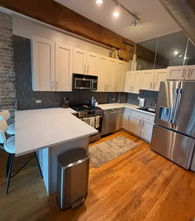 $4,250 | 1344 West Madison Street, Unit 302, Chicago, IL 60607