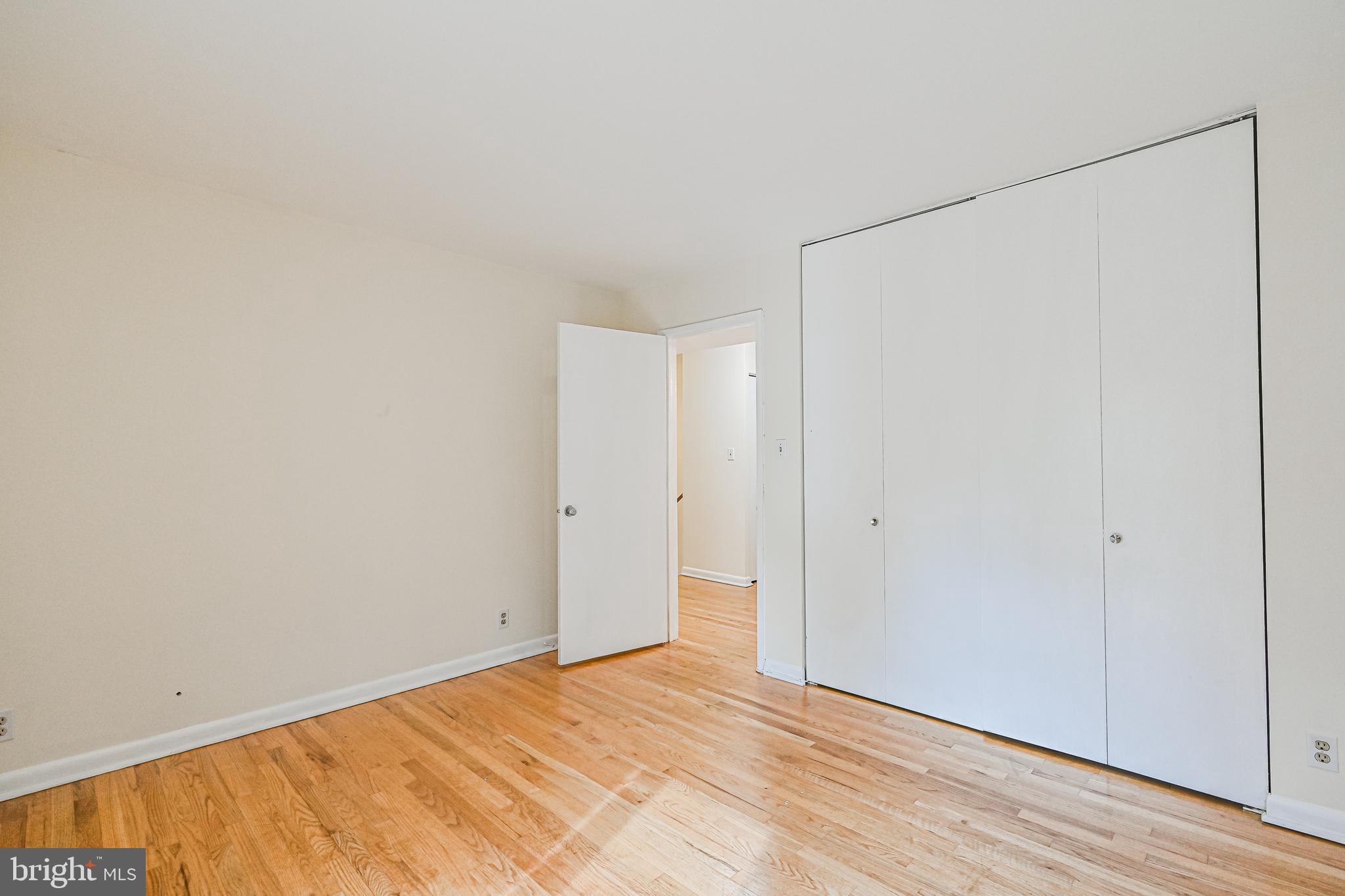 1664 Wainwright Drive Reston, VA 20190 - Photo 23 of 41 Bedroom 3 Pic 2