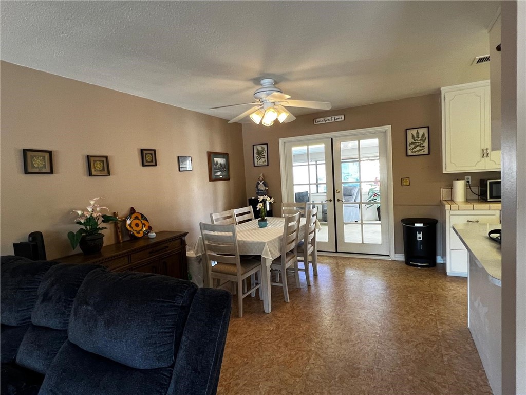 11934 Peach Tree Road Yucaipa, CA 92399 - Photo 6 of 35
