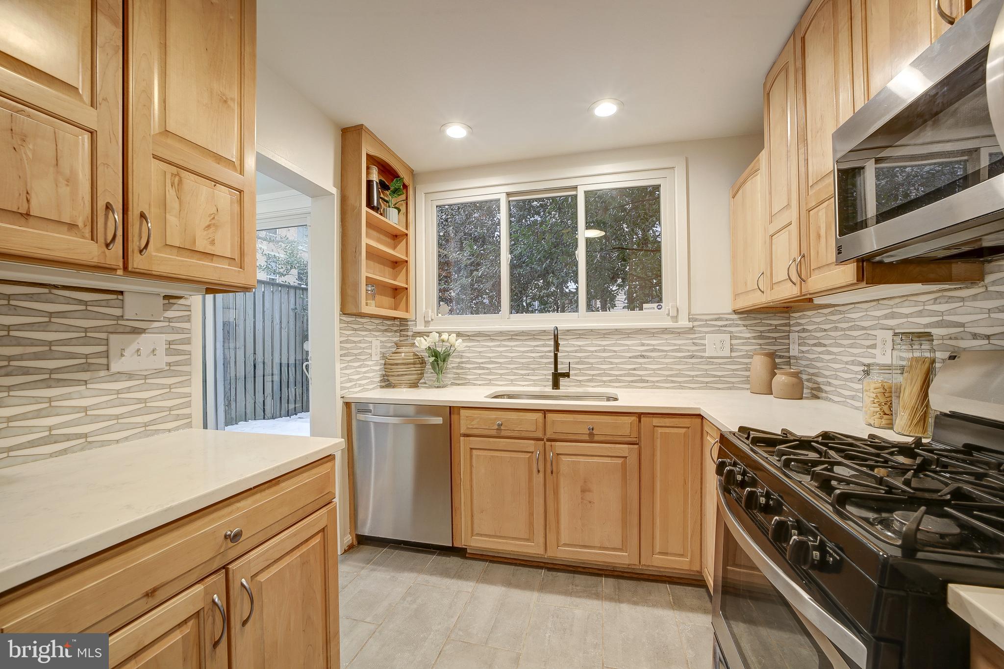 829 3rd Street Southwest, Unit 309 Washington, DC 20024 - Photo 9 of 20