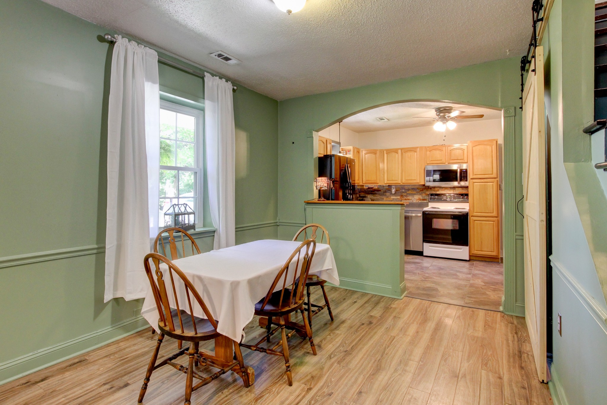 238 Rossview Road Clarksville, TN 37043 - Photo 14 of 49 Gallery Image 14