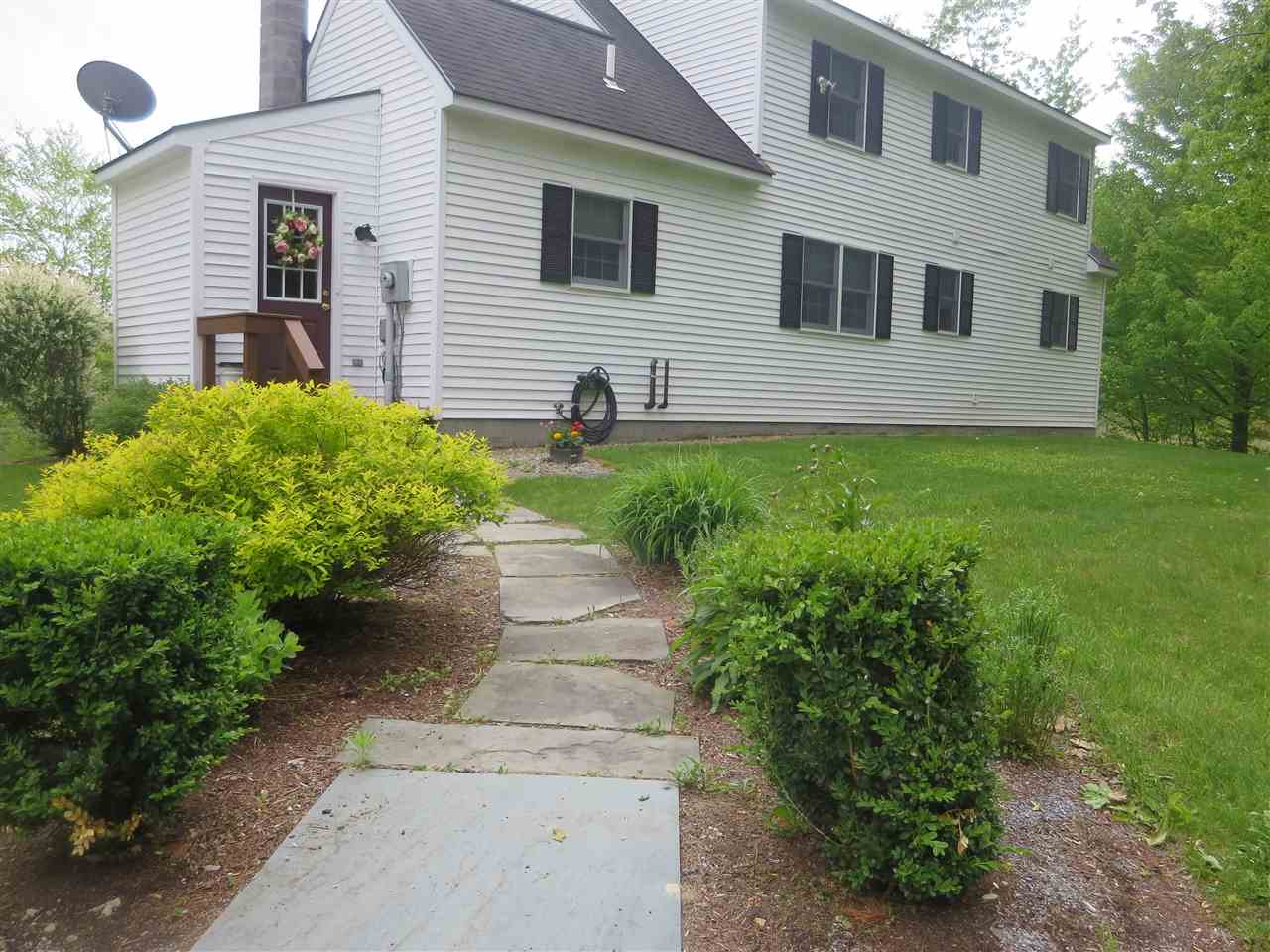 142 Furnace Brook Road Shaftsbury, VT 05201 - Photo 4 of 40