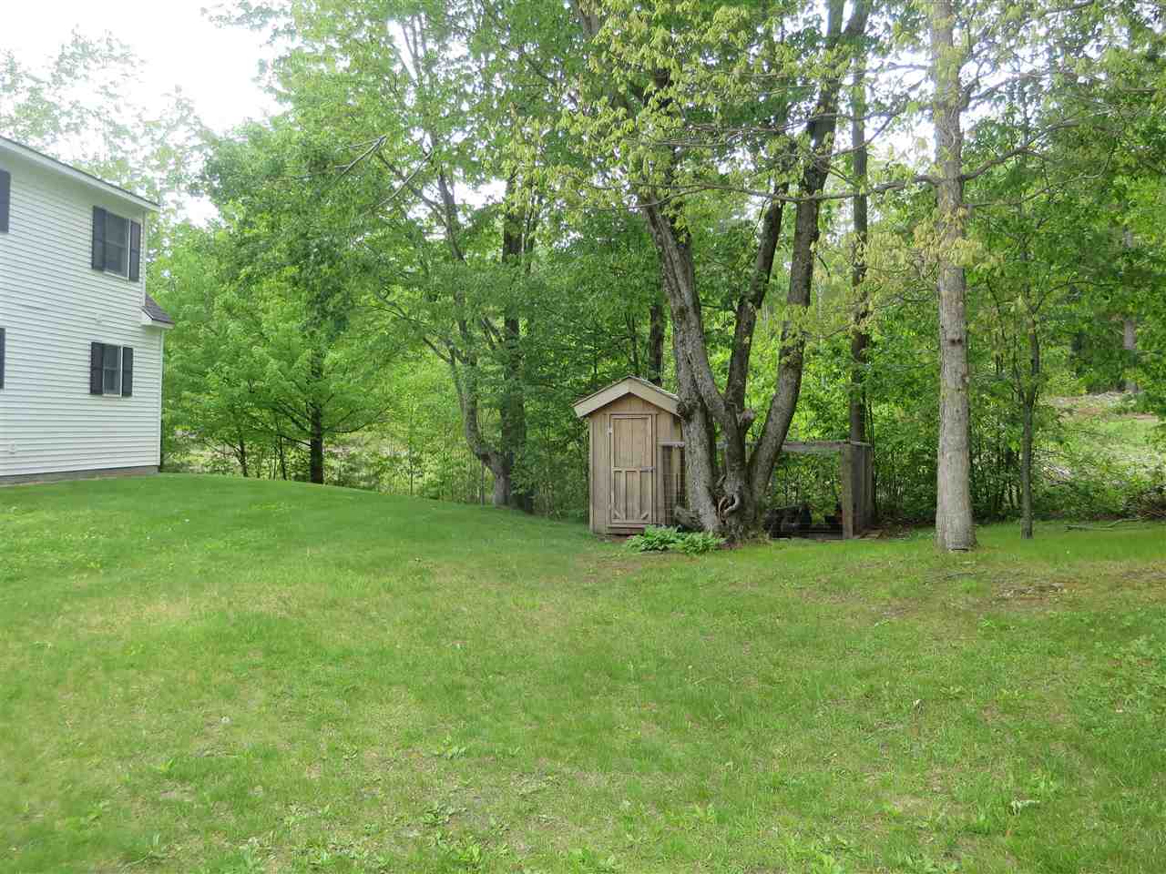142 Furnace Brook Road Shaftsbury, VT 05201 - Photo 36 of 40