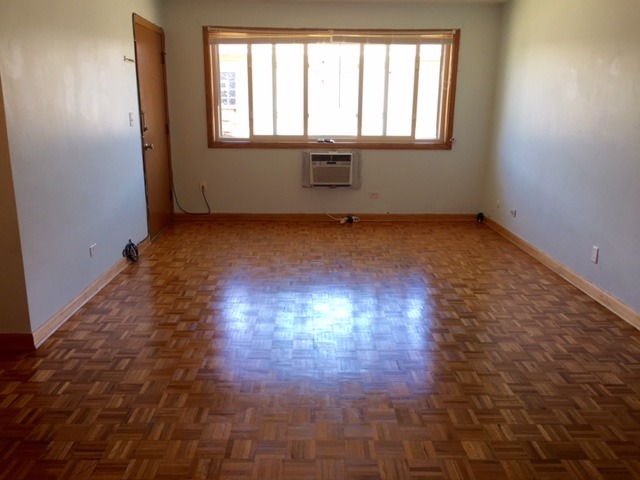 5237 North East River Road, Unit 3M Chicago, IL 60656 - Photo 3 of 10